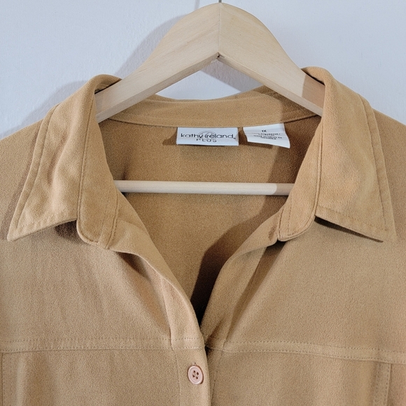 Kathy Ireland Tan Soft Suede Button-Up Shirt Sz M 3/4 Sleeve Academia Minimalist - Picture 3 of 11